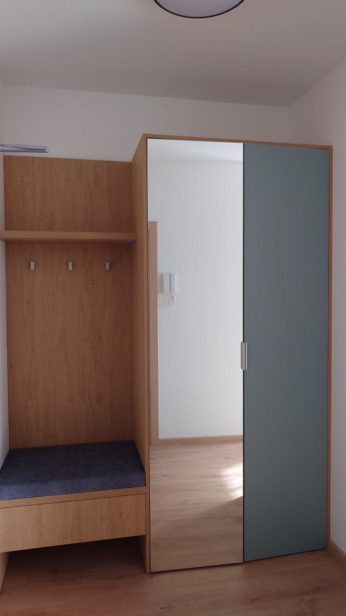 Apartman Nad Riekou Besenova Luaran gambar