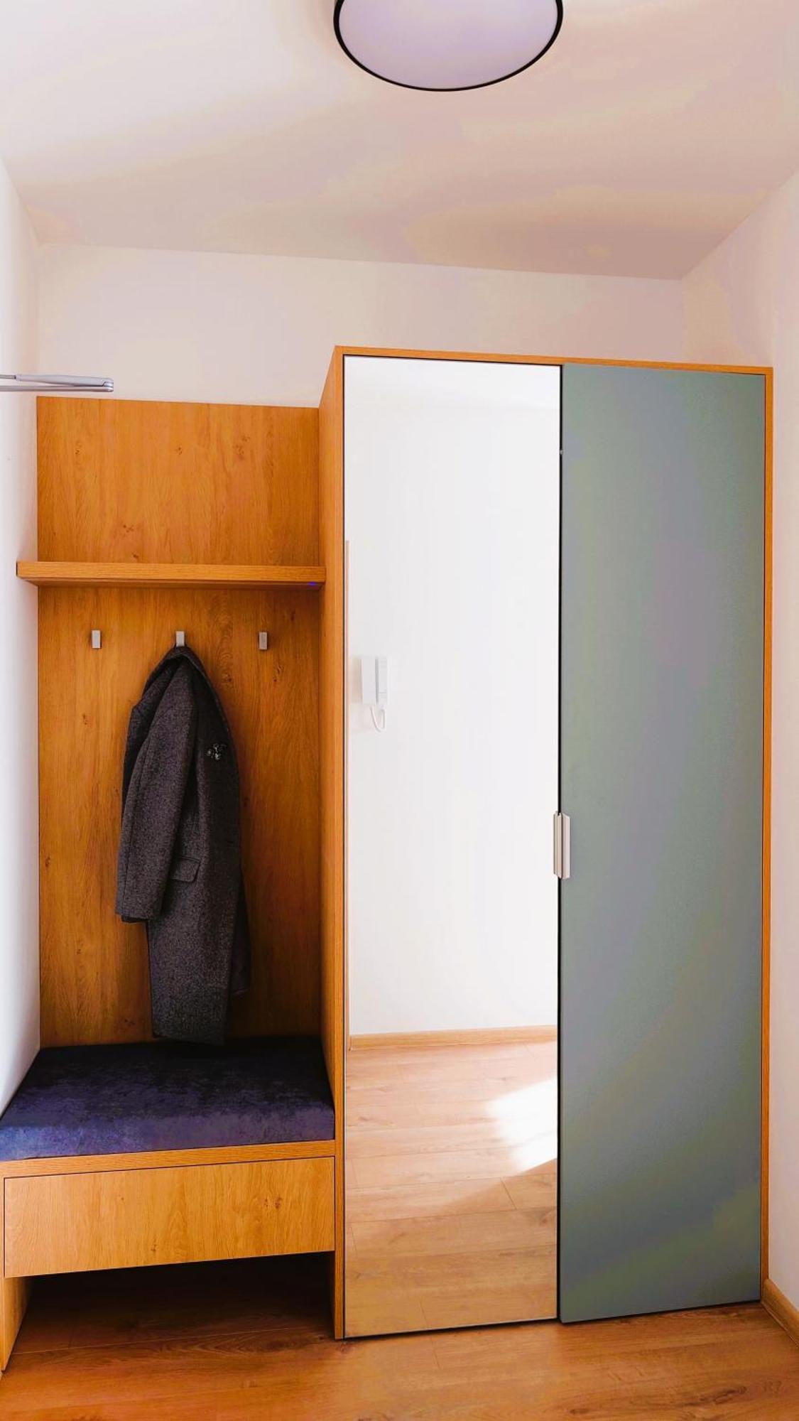 Apartman Nad Riekou Besenova Luaran gambar